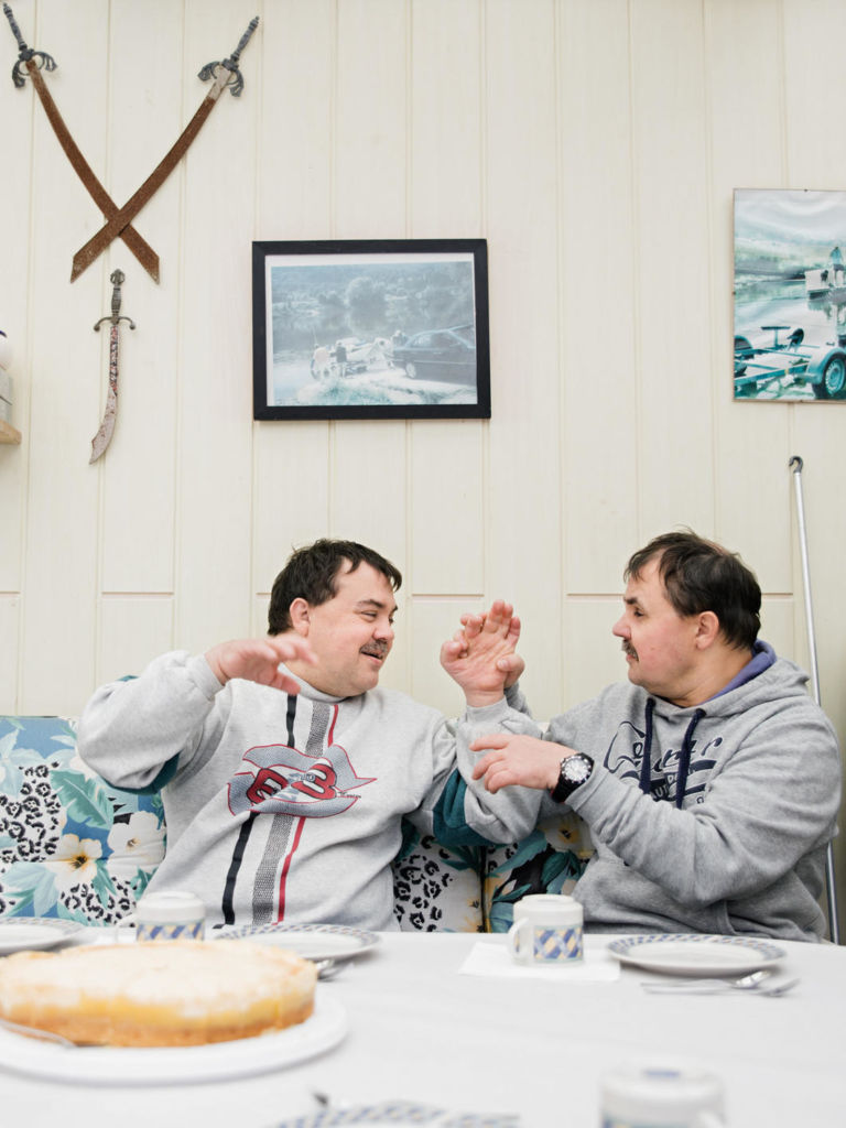 3-brothers_5-7ecc4b40-9e3d-47c1-9c70-c5d3ef20cfde